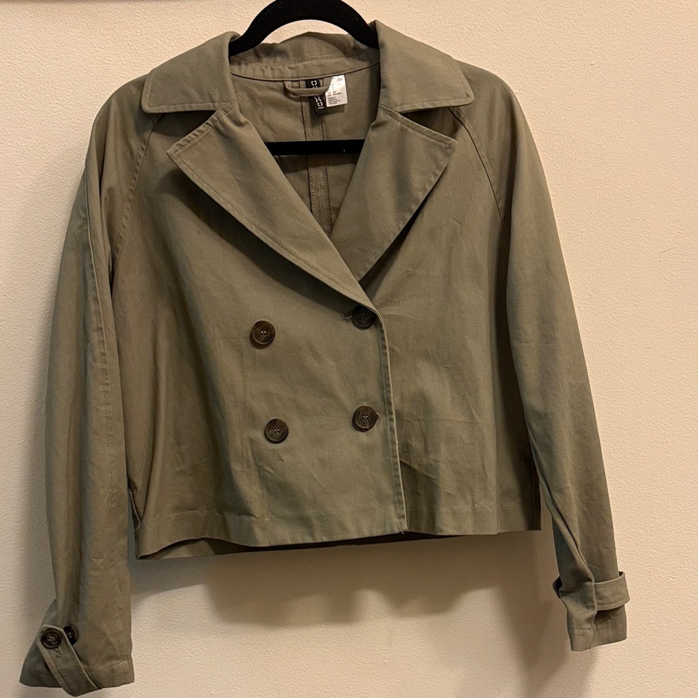 Cropped Olive Double-Breasted Women's Jacket from H&M